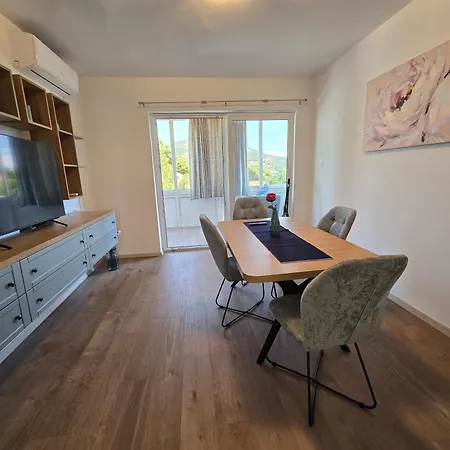 Luxury Etta Διαμέρισμα *